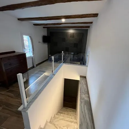 Beverello Stair Tower 4* Neapel